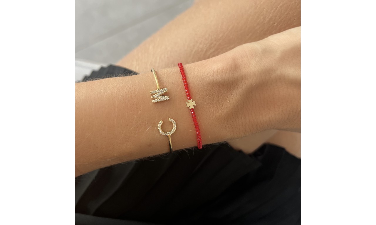 Pulseira Trevo Vermelha Cristais Banho de Ouro 18k.