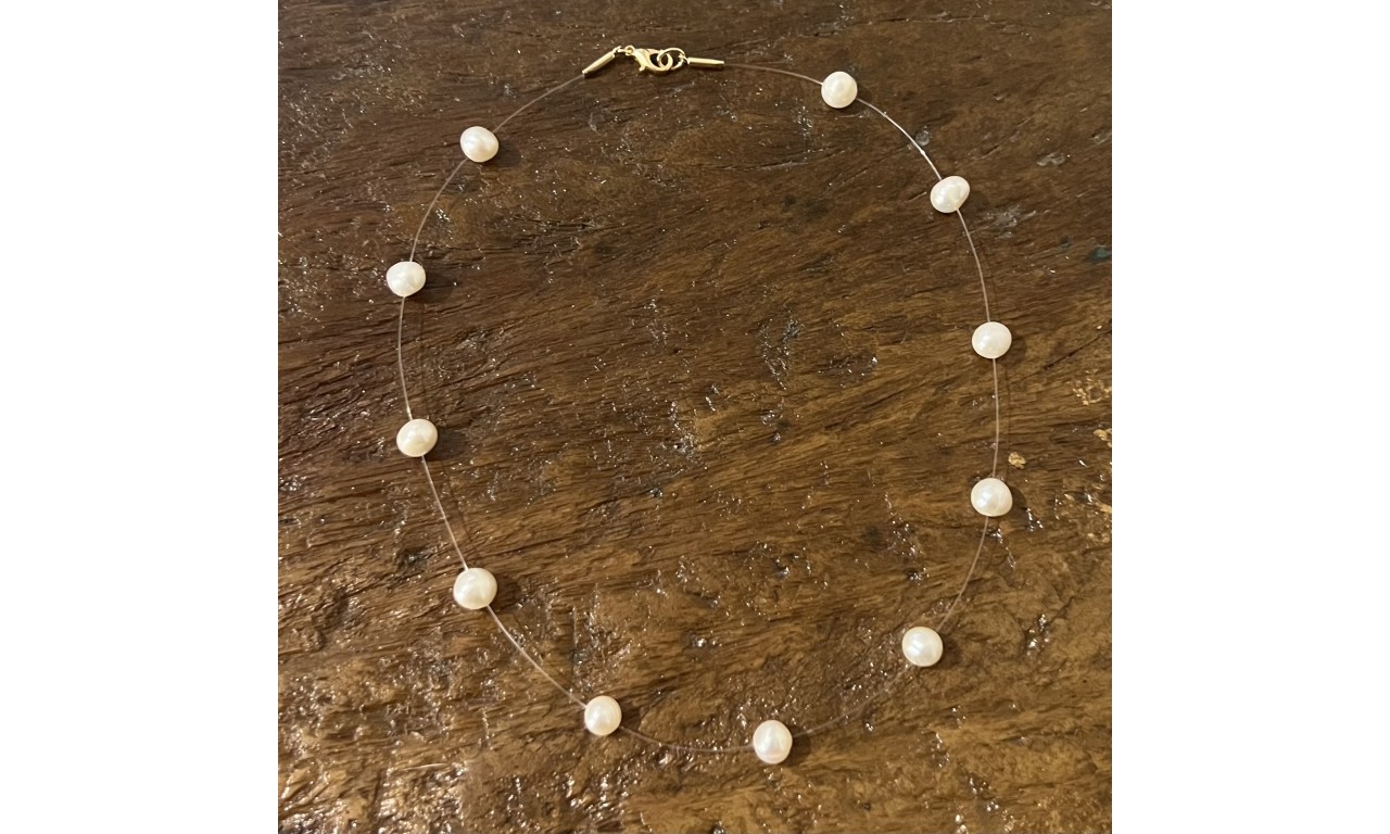 Colar Pérola Natural Fio de Nylon Banho de Ouro 18k.