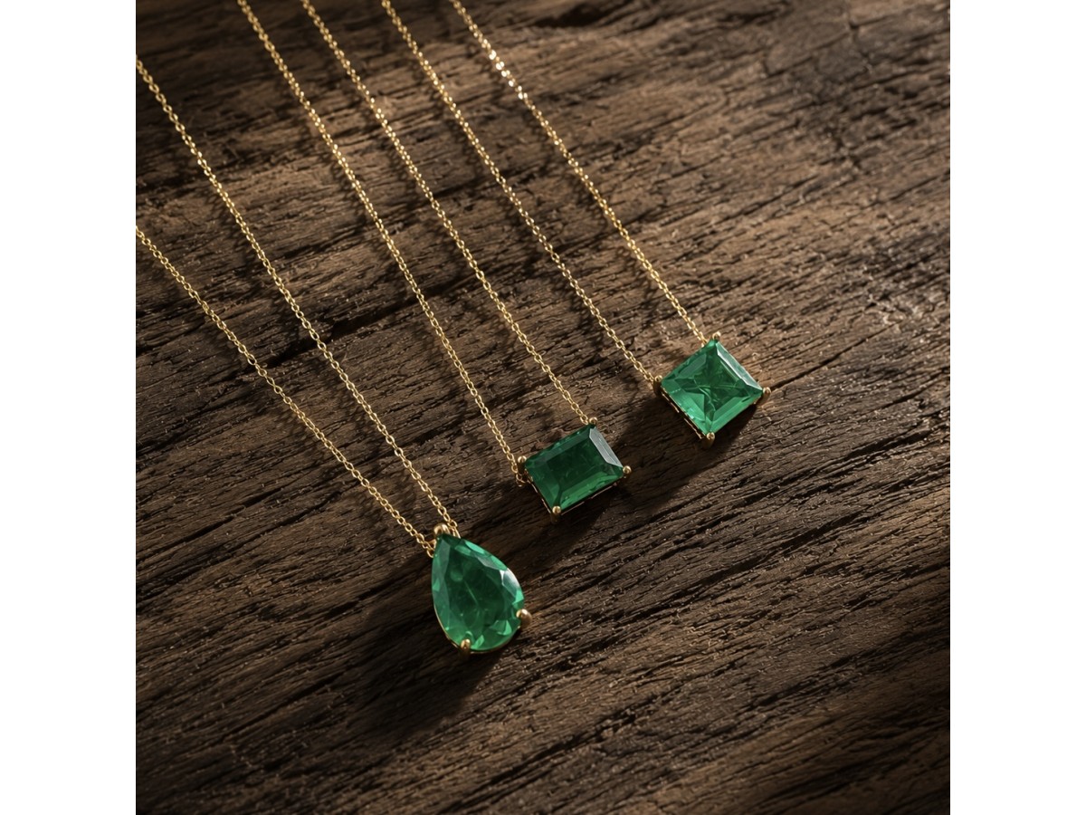 Colar Esmeralda Fusion Banho de Ouro 18k.