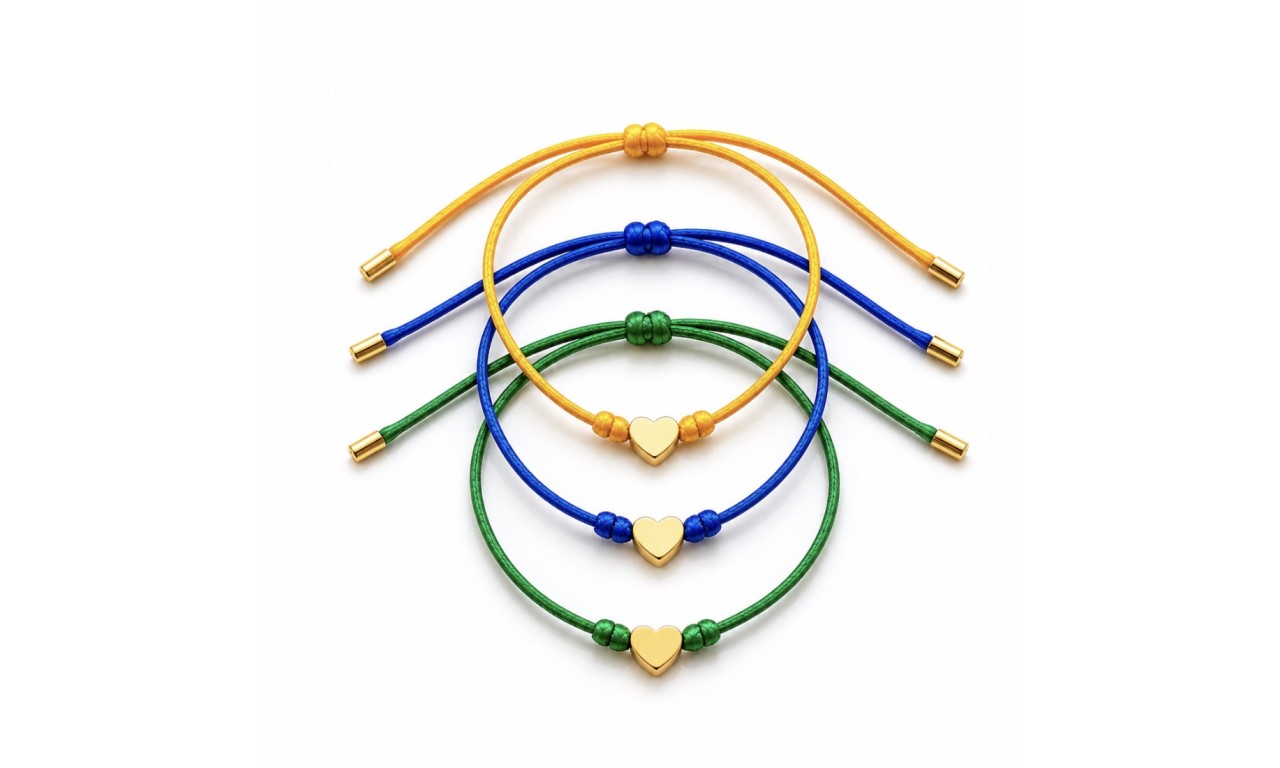 Pulseira Brasil Coração Fio de Seds Banho de Ouro 18k. Pulseira Brasil Coração Fio de Seds Banho de Ouro 18k.