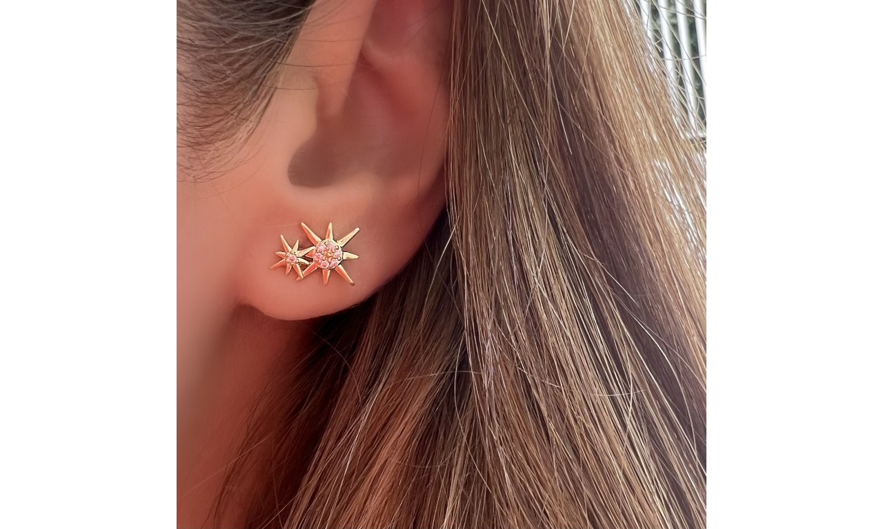 Brinco Mini Ear Cuff Estrela Banho de Ouro 18k.