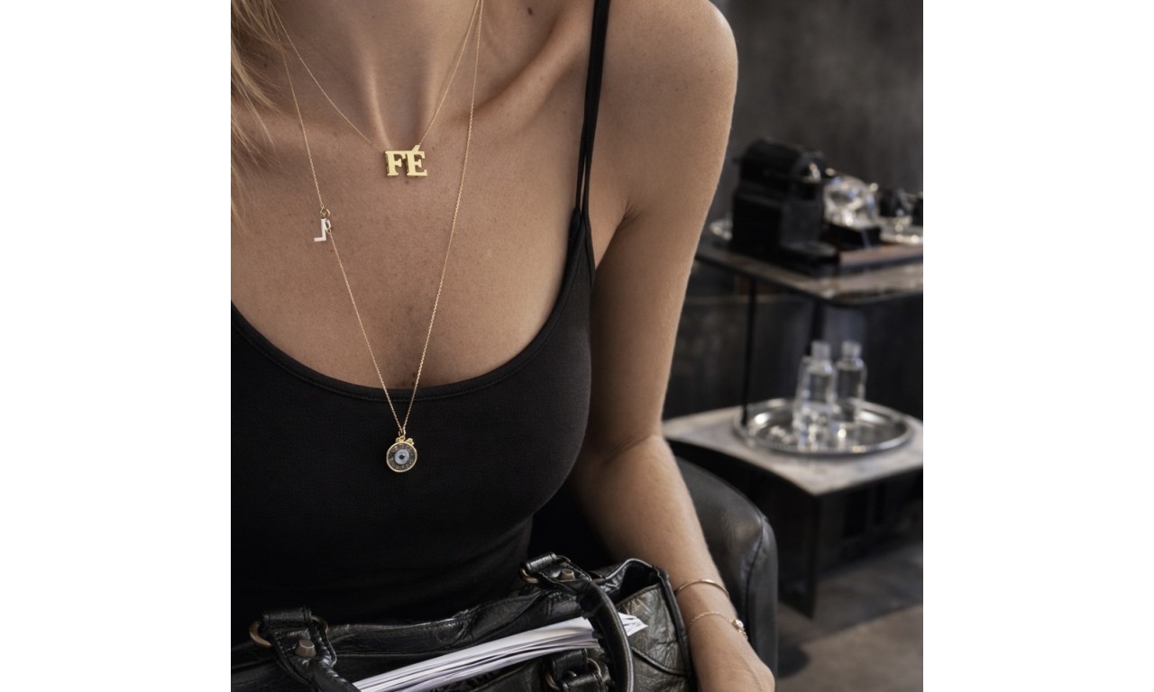 Colar Fé Banho de Ouro18k. Colar Fé Banho de Ouro18k.