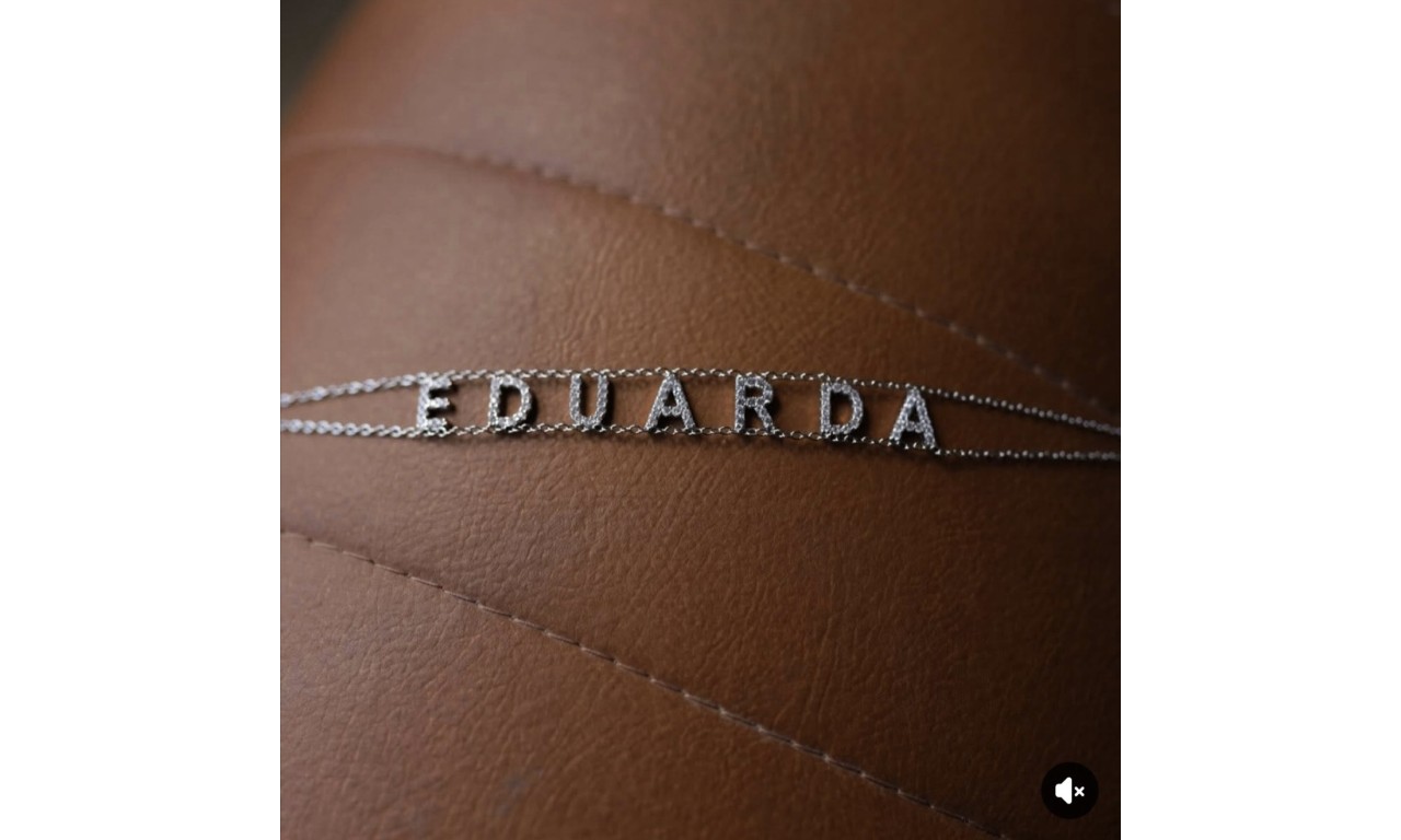 Pulseira Personalizada Letras Cravejadas Banho de Ouro 18k Pulseira Personalizada Letras Cravejadas Banho de Ouro 18k