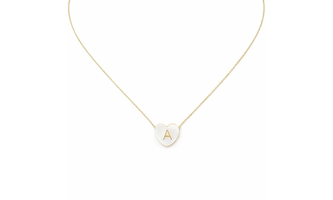 Colar Inicial Coração Madrepérola Banho de Ouro 18k.