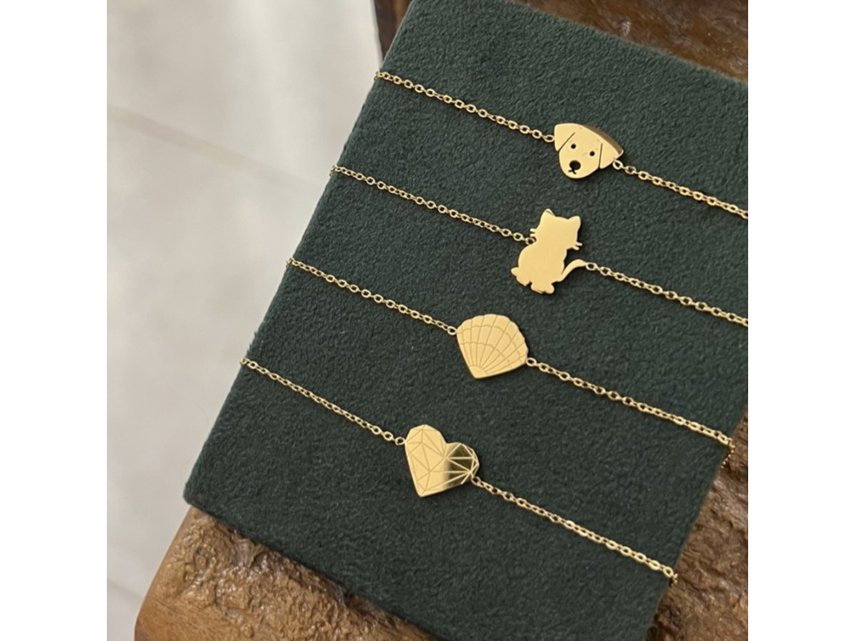 Pulseira Gatinho, Concha ou Coração Banho de Ouro18k.