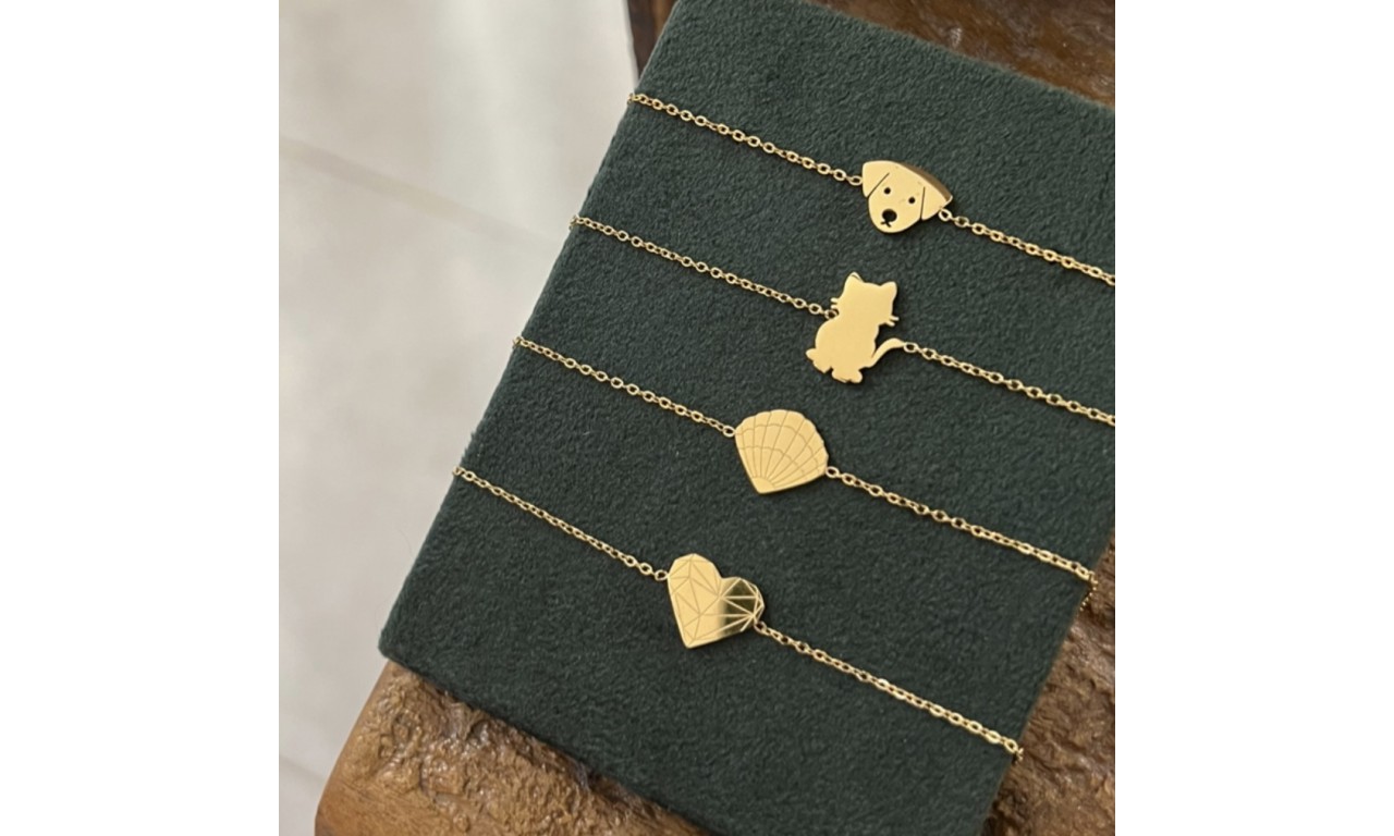 Pulseira Gatinho, Concha ou Coração Banho de Ouro18k.