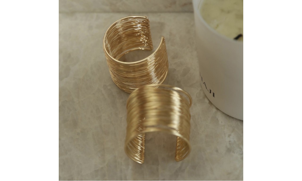 Pulseira Bracelete Fios Banho de Ouro 18k.