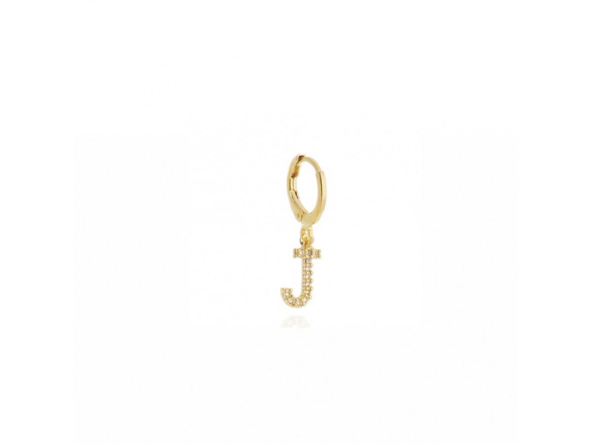 Brinco Argola Letra Cravejada Banho de Ouro 18K.