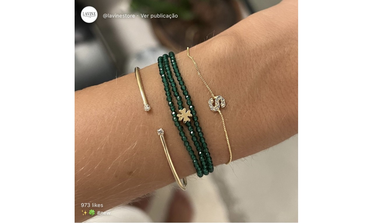 Pulseira Inicial com Micro Cravação Banho de Ouro 18k.