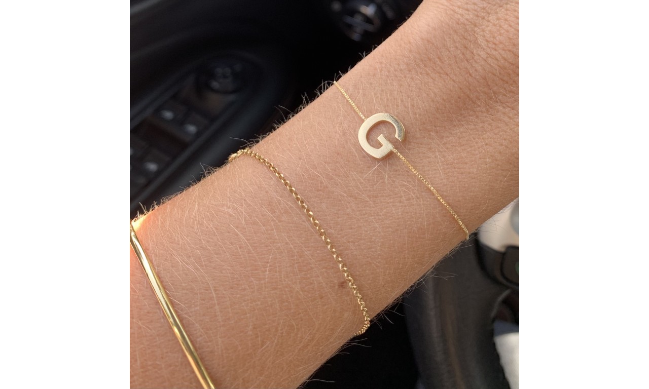 Pulseira Básica Mini Elo Português Banho de Ouro 18k.