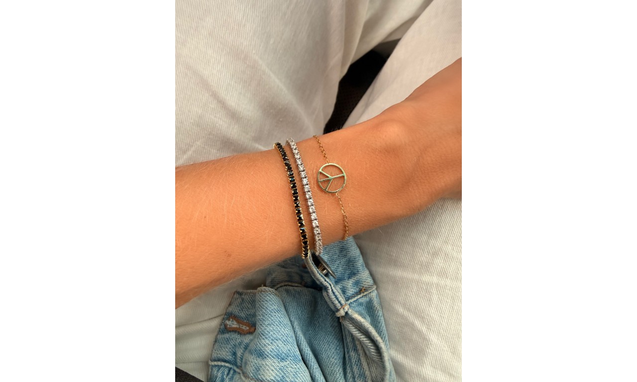 Pulseira Simbolo da Paz Banho de Ouro18k. Pulseira Simbolo da Paz Banho de Ouro18k.