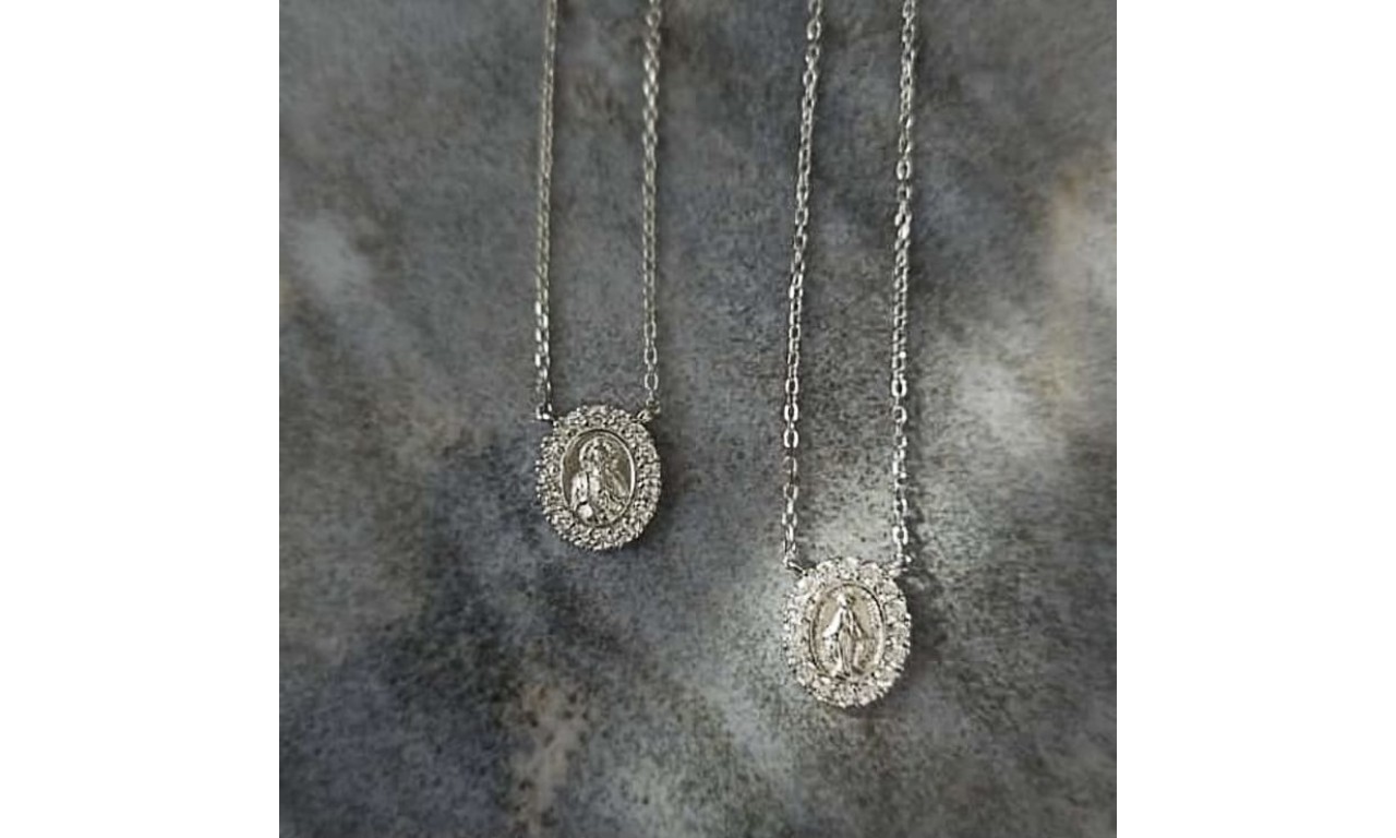Colar Escapulário Nossa Senhora Banho de Ouro 18k ou Ródio Branco.
