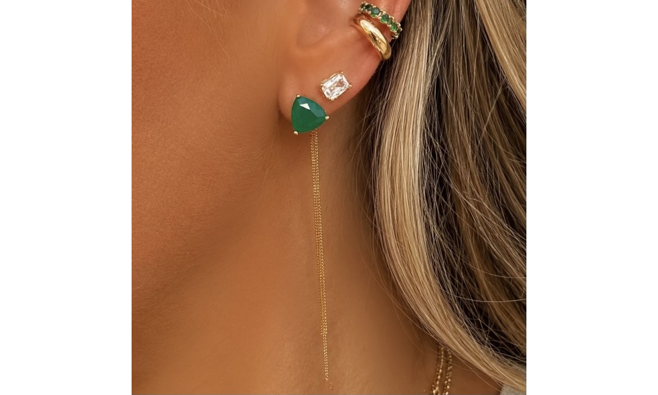 Brinco Franja Banho de Ouro 18k.