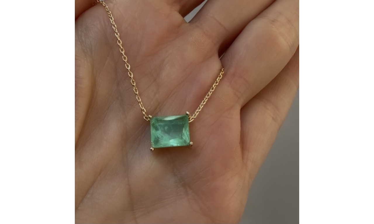 Colar Esmeralda Fusion Banho de Ouro 18k.