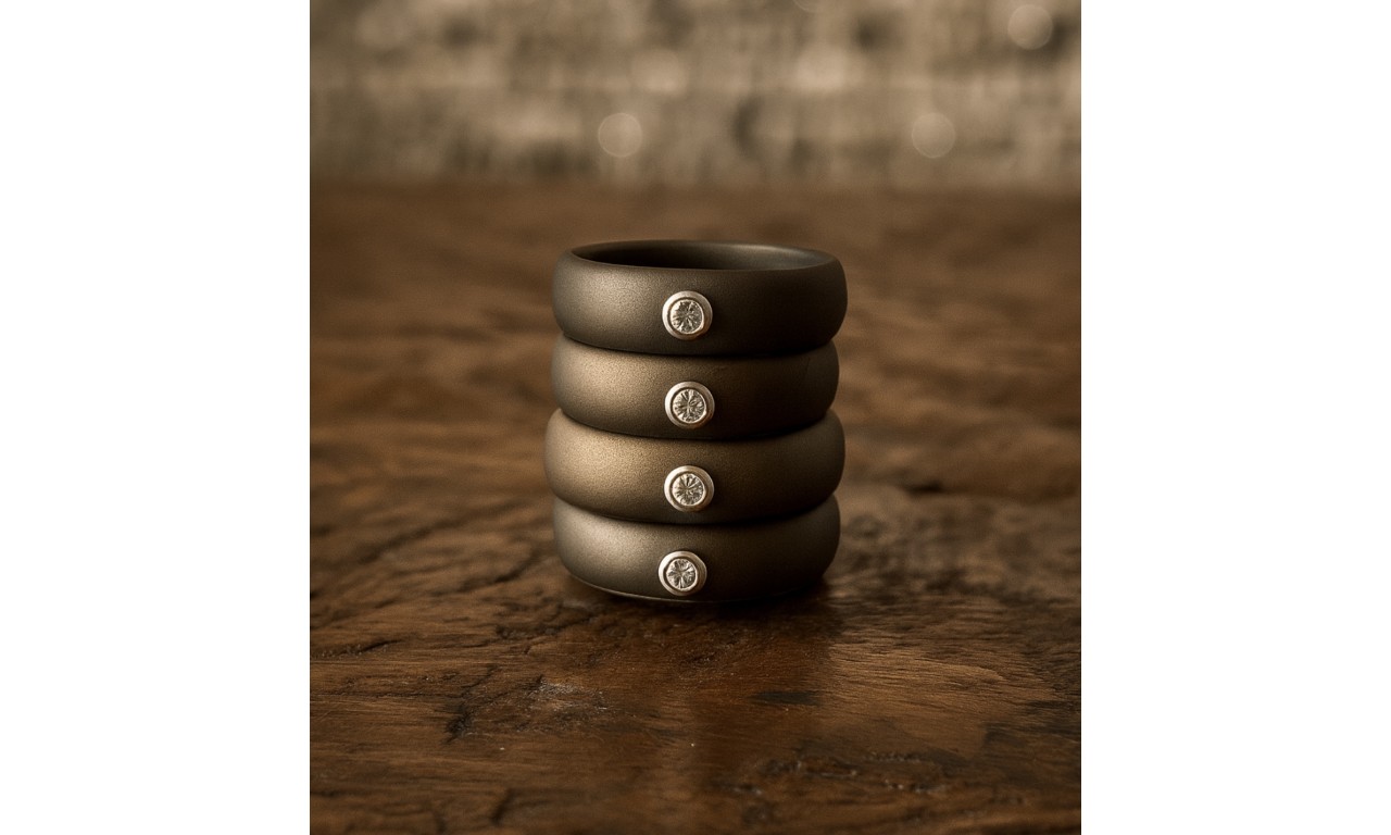 Anel Silicone Ponto de Luz Prata 925. Anel Silicone Ponto de Luz Prata 925.