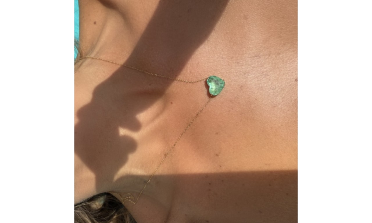 Colar Coração Esmeralda Clara Fusion Fusion Banho de Ouro 18k. Colar Coração Esmeralda Clara Fusion Fusion Banho de Ouro 18k.