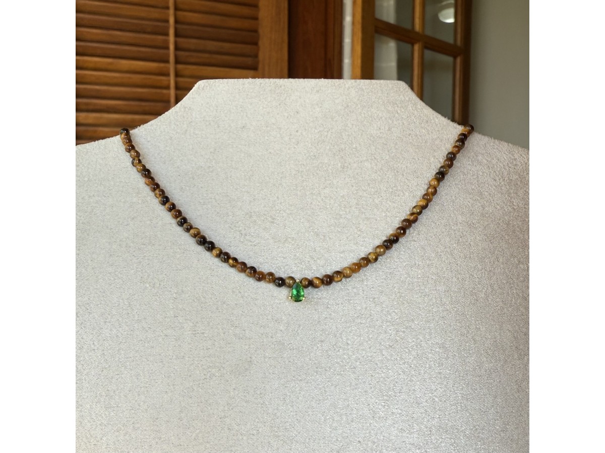 Colar Gota Esmeralda Pedra Natural Banho de Ouro 18k.