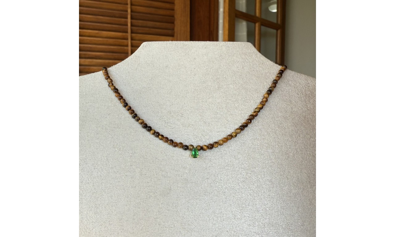 Colar Gota Esmeralda Pedra Natural Banho de Ouro 18k.