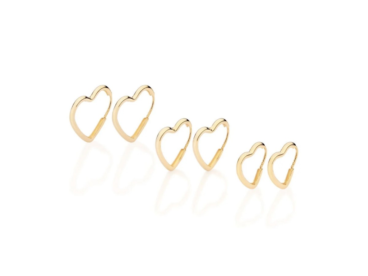 Brinco Kit Argola Corações Banho de Ouro 18k.