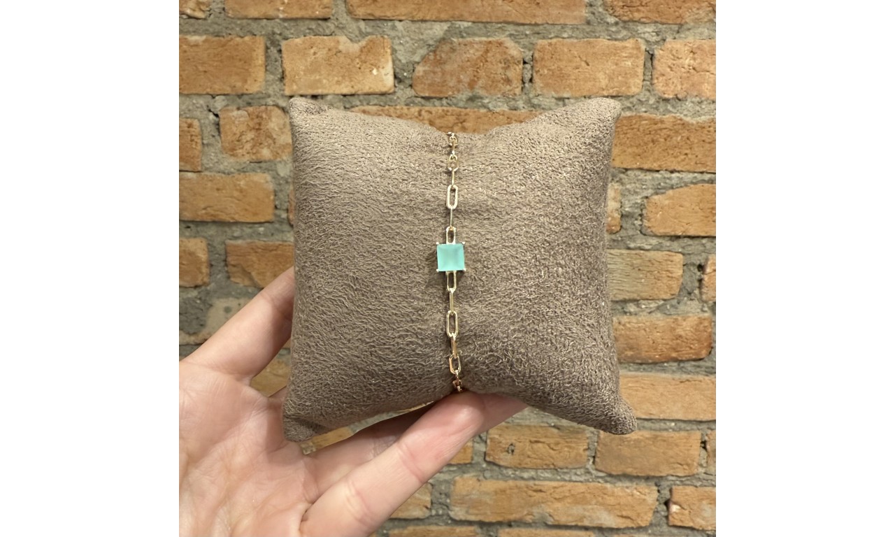 Pulseira Esmeralda Leitosa Banho de Ouro18k.