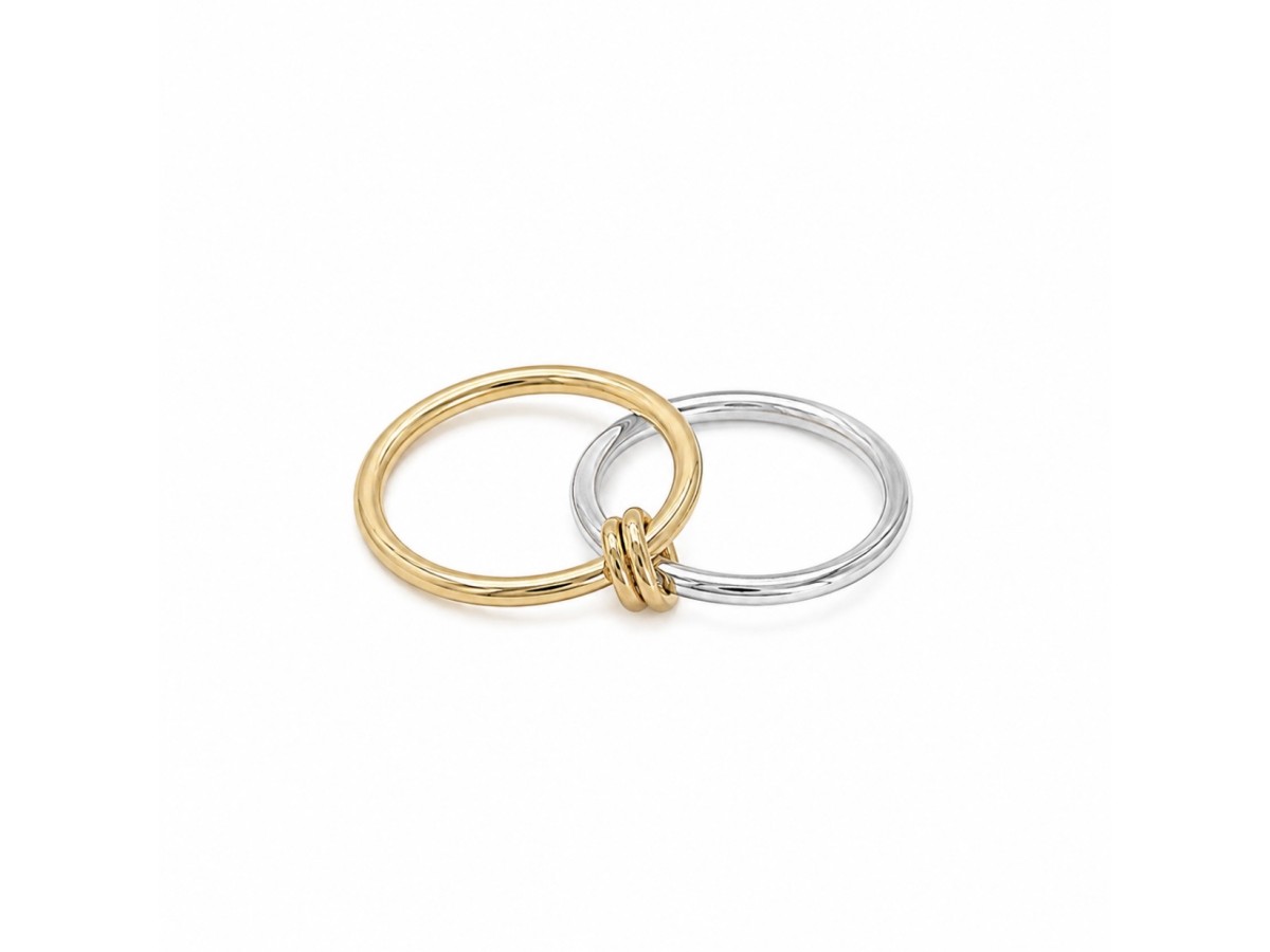 Anel Duplo Liso Banho de Ouro 18k e Ródio Branco.