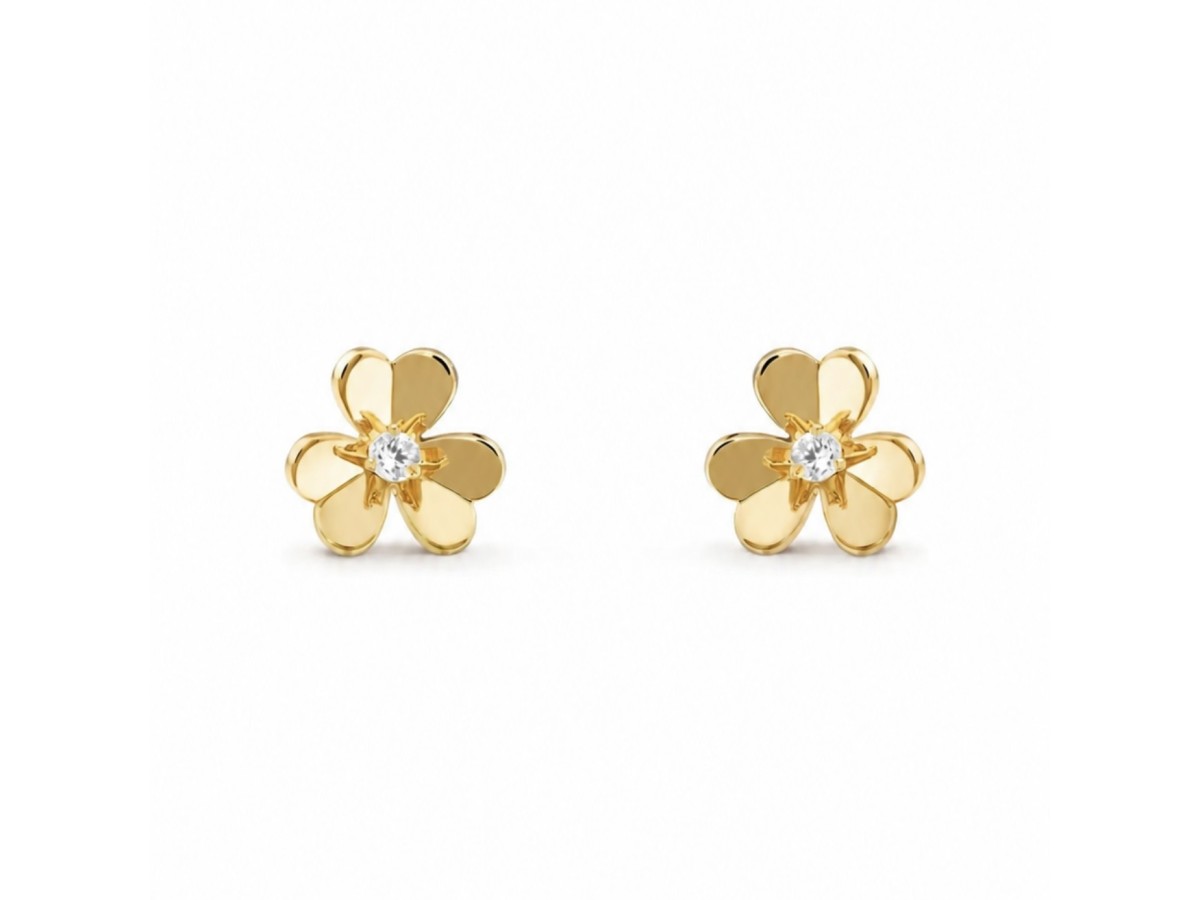 Brinco Flor 3D Banho de Ouro 18K.