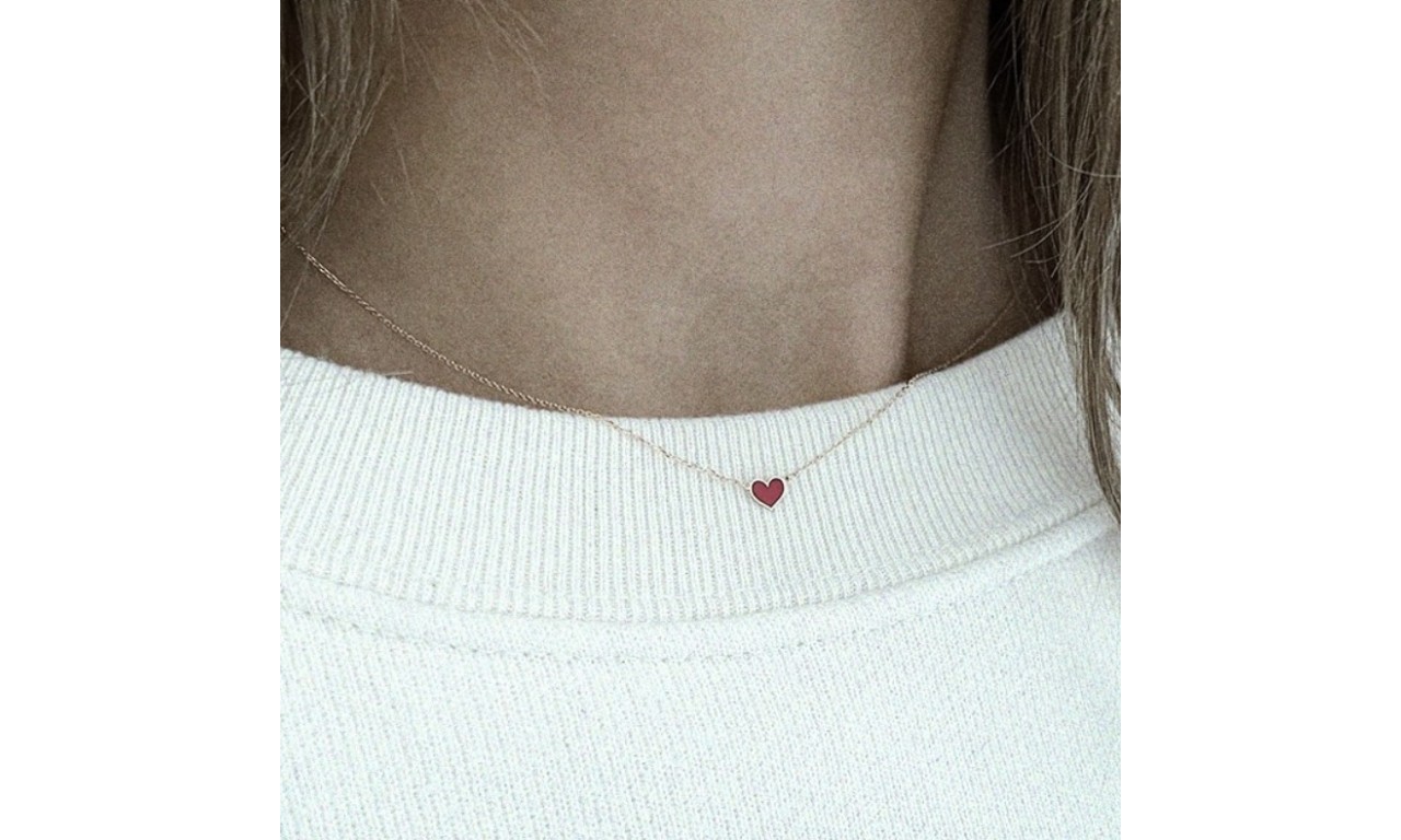 Colar Coração Vermelho Banho de Ouro 18k.