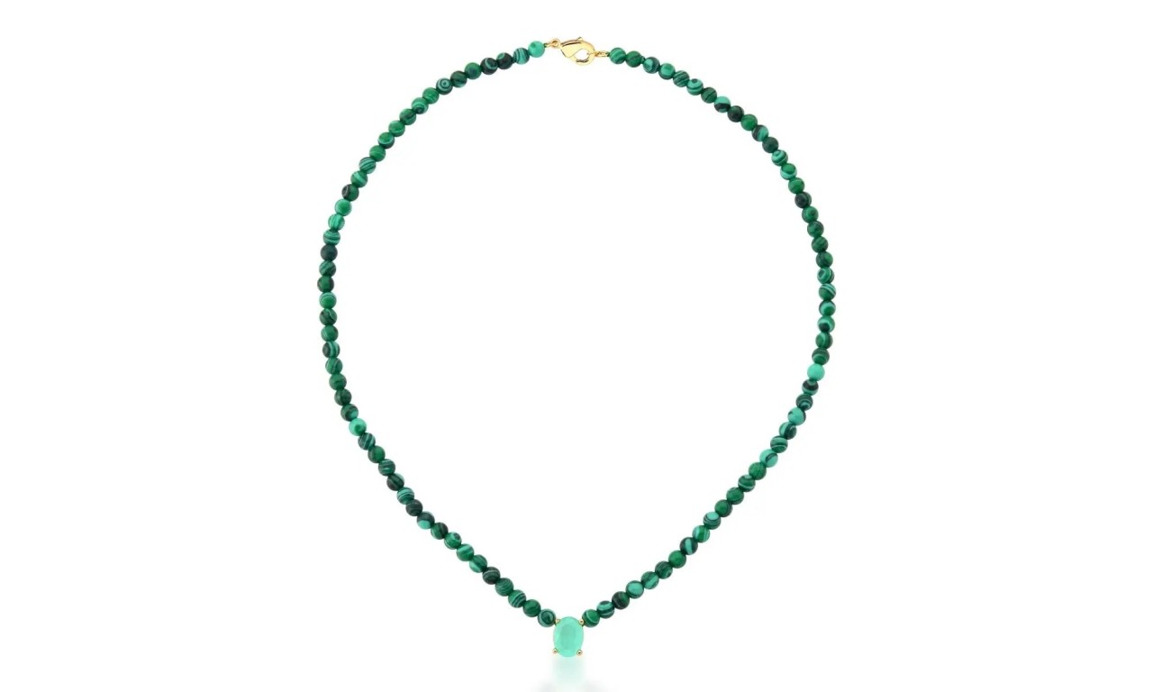 Colar Pedra Natural Jade Verde Banho de Ouro 18k.